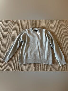 Banana republic women’s sweater size S